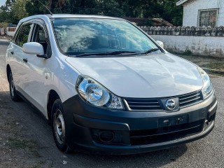 2016 Nissan AD Wagon 
$820,000