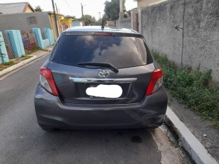 2011 Toyota Vitz