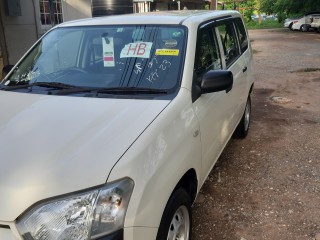 2016 Toyota probox for sale in Kingston / St. Andrew, 