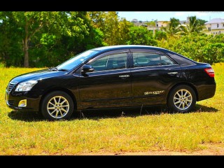 2016 Toyota Premio