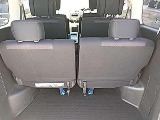 2013 Nissan Serena HIGH WAY STAR for sale in Kingston / St. Andrew, Jamaica