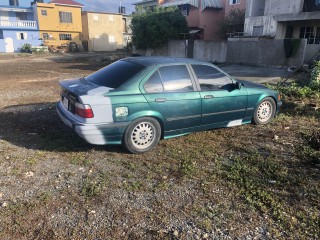 1993 BMW 325i