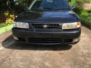 1992 Nissan Sunny b13 for sale in Manchester, Jamaica