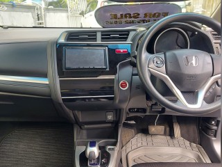 2017 Honda Fit hybrid