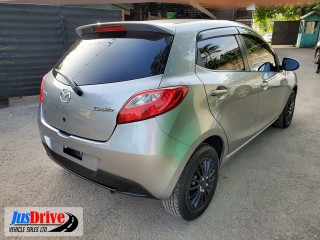 2013 Mazda DEMIO