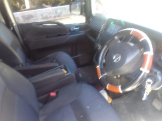 2010 Nissan Serena for sale in Kingston / St. Andrew, Jamaica