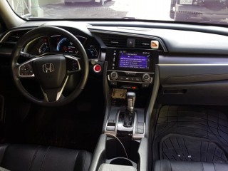 2017 Honda Civic Touring for sale in Kingston / St. Andrew, Jamaica