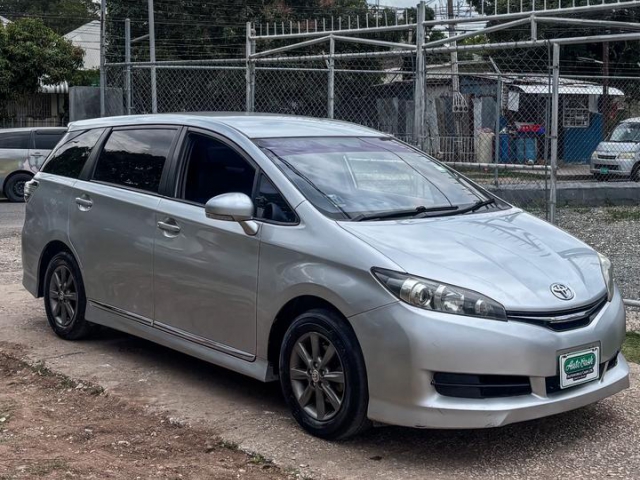 2015 Toyota Wish for sale in Kingston / St. Andrew, Jamaica