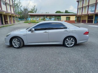 2012 Toyota Crown Hybird for sale in Kingston / St. Andrew, Jamaica