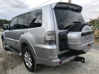 2012 Mitsubishi Pajero