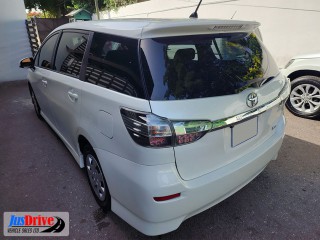 2014 Toyota Wish