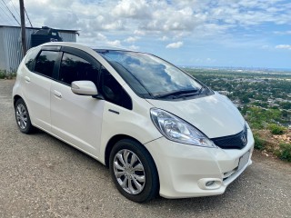 2013 Honda Fit Hybrid for sale in Kingston / St. Andrew, Jamaica