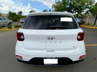 2020 Hyundai Venue 
$3,390,000