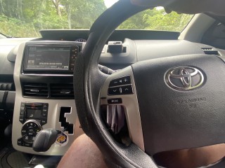 2013 Toyota Voxy for sale in Trelawny, Jamaica