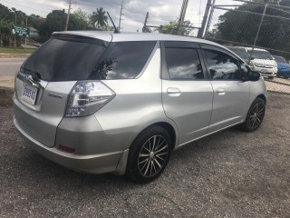 2013 Honda Fit Shuttle