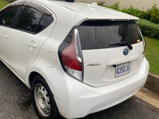 2015 Toyota Aqua for sale in Kingston / St. Andrew, Jamaica