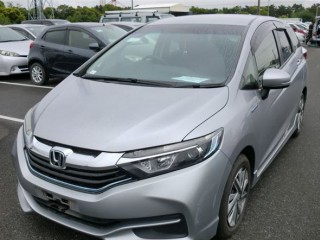 2017 Honda Fit Shuttle Hybrid for sale in St. Catherine, Jamaica