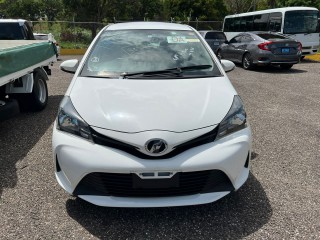 2017 Toyota VITZ