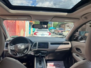 2022 Honda HRV EX LOADED for sale in Kingston / St. Andrew, Jamaica