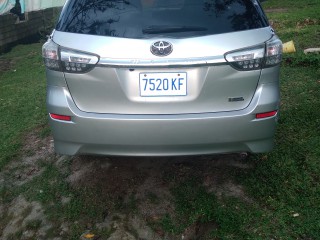 2012 Toyota Wish for sale in Portland, Jamaica
