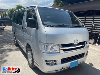 2009 Toyota HIACE