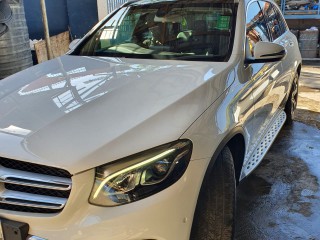 2017 Mercedes Benz GLC