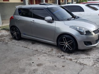 2013 Suzuki Swift RS