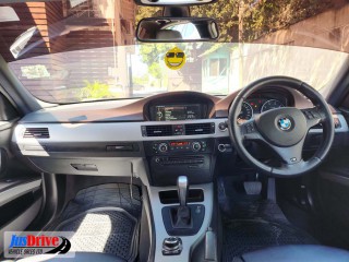 2011 BMW 320i