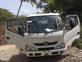 2014 Toyota dyna for sale in St. Catherine, Jamaica