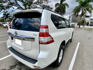 2016 Toyota Prado 
$5,500,000