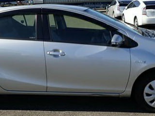 2015 Toyota Aqua Hybrid for sale in St. Catherine, Jamaica