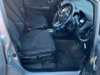 2013 Honda Fit
$980,000