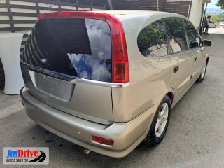 2002 Honda STREAM