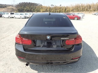 2014 BMW 320i