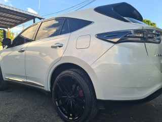 2017 Toyota Harrier for sale in Kingston / St. Andrew, Jamaica