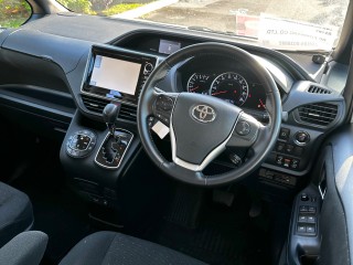 2015 Toyota Voxy for sale in Manchester, Jamaica