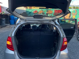 2013 Honda Fit
$980,000
