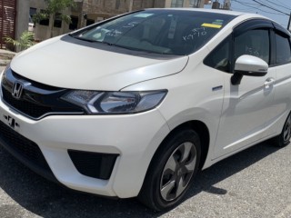 2016 Honda Fit Hybrid for sale in Kingston / St. Andrew, Jamaica