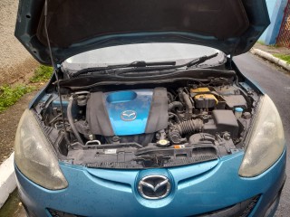 2012 Mazda Demio