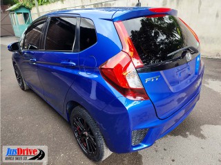 2016 Honda FIT