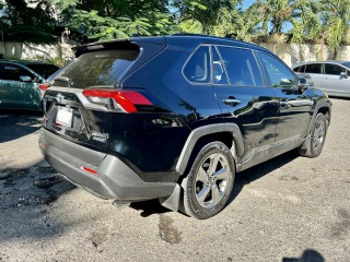 2022 Toyota Rav4 Hybrid G