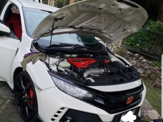 2018 Honda Civic type R for sale in Kingston / St. Andrew, Jamaica