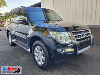 2016 Mitsubishi Pajero