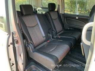 2015 Nissan Serena