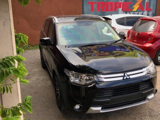 2014 Mitsubishi Outlander for sale in Kingston / St. Andrew, Jamaica