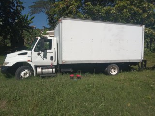 2010 Freightliner International