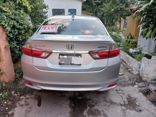 2016 Honda Grace for sale in Kingston / St. Andrew, Jamaica