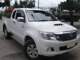 2013 Toyota Hilux Vigo for sale in Outside Jamaica, Jamaica