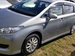 2010 Toyota Wish for sale in St. Catherine, Jamaica
