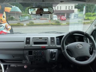 2010 Toyota HIACE VAN